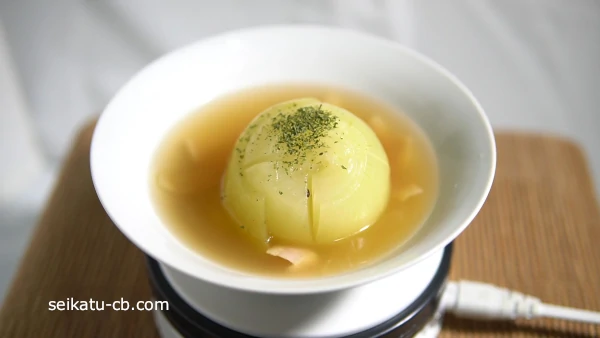 丸ごと1個使ったオニオンスープ