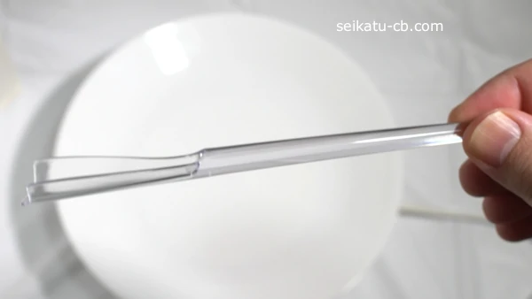 ダイソーのはちみつスプーンの丸柄部分