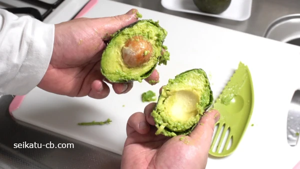 ���ܥ��ɥ��å������ڤ���ߤ������Ⱦʬ�˳�ä����ܥ���