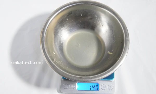 ������1��ʬ�β̽��νŤ���14.0g