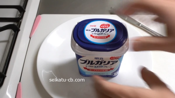 �衼����ȥ쥢�����������������Ϥ���¢�ˤ�8�����֤��Ƥ���